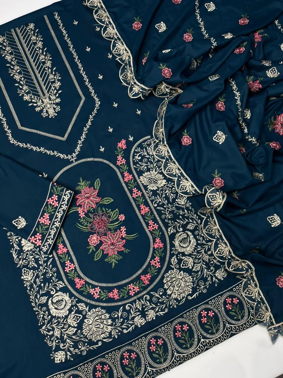Gul Ahmed 237 Heavy Embroidered Dhanak 3PC- Unstitched