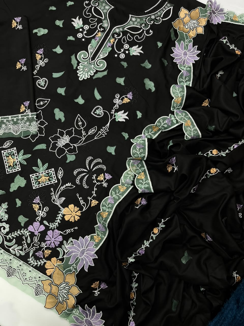 Qalamkar 201 Black Heavy Embroidered -3PC Unstitched