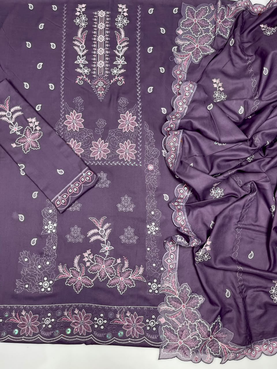 Asim Jofa 203- Heavy Embroidery Dhanak 3pc - Unstitched