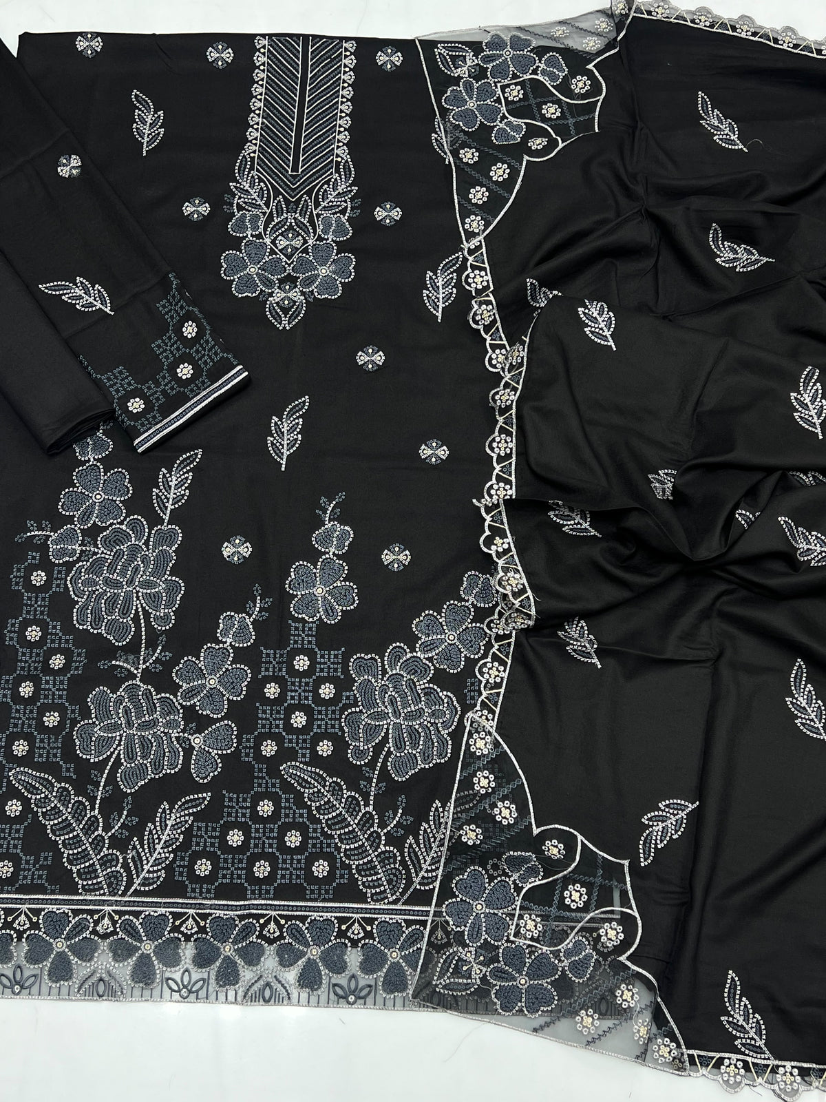 Maria B 2161 Heavy Embroidered Dhanak 3PC - Unstitched