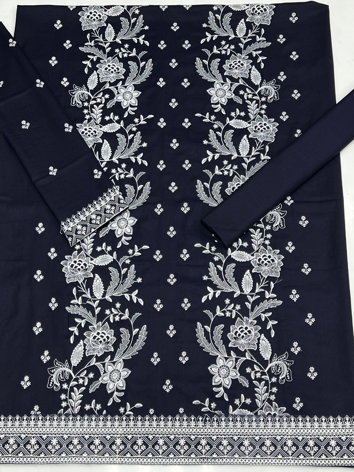 Urge 2177 Heavy Embroidery Dhanak 2PC - Unstitched