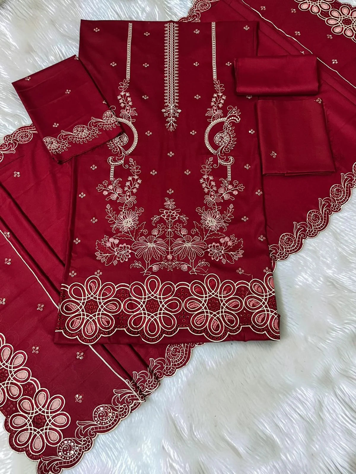 Maria B 2178 Heavy Embroidered Dhanak 3pc - Unstitched