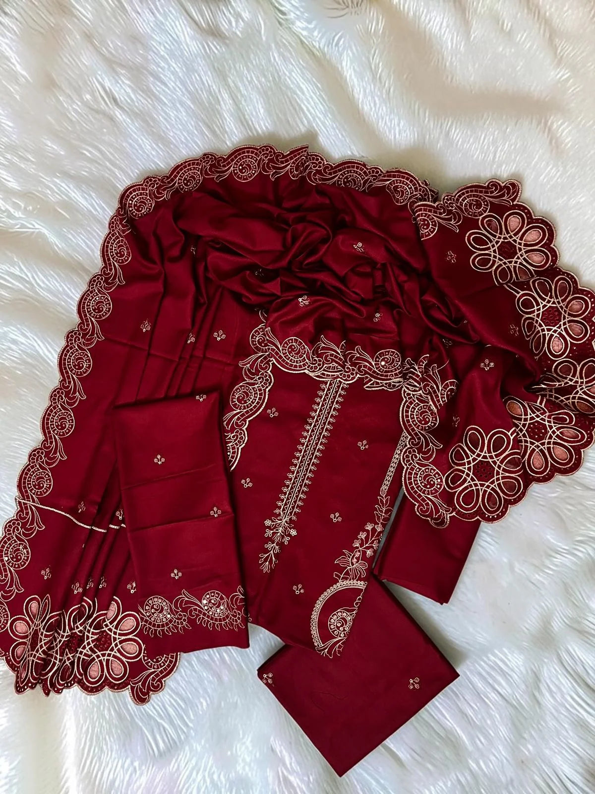 Maria B 2178 Heavy Embroidered Dhanak 3pc - Unstitched