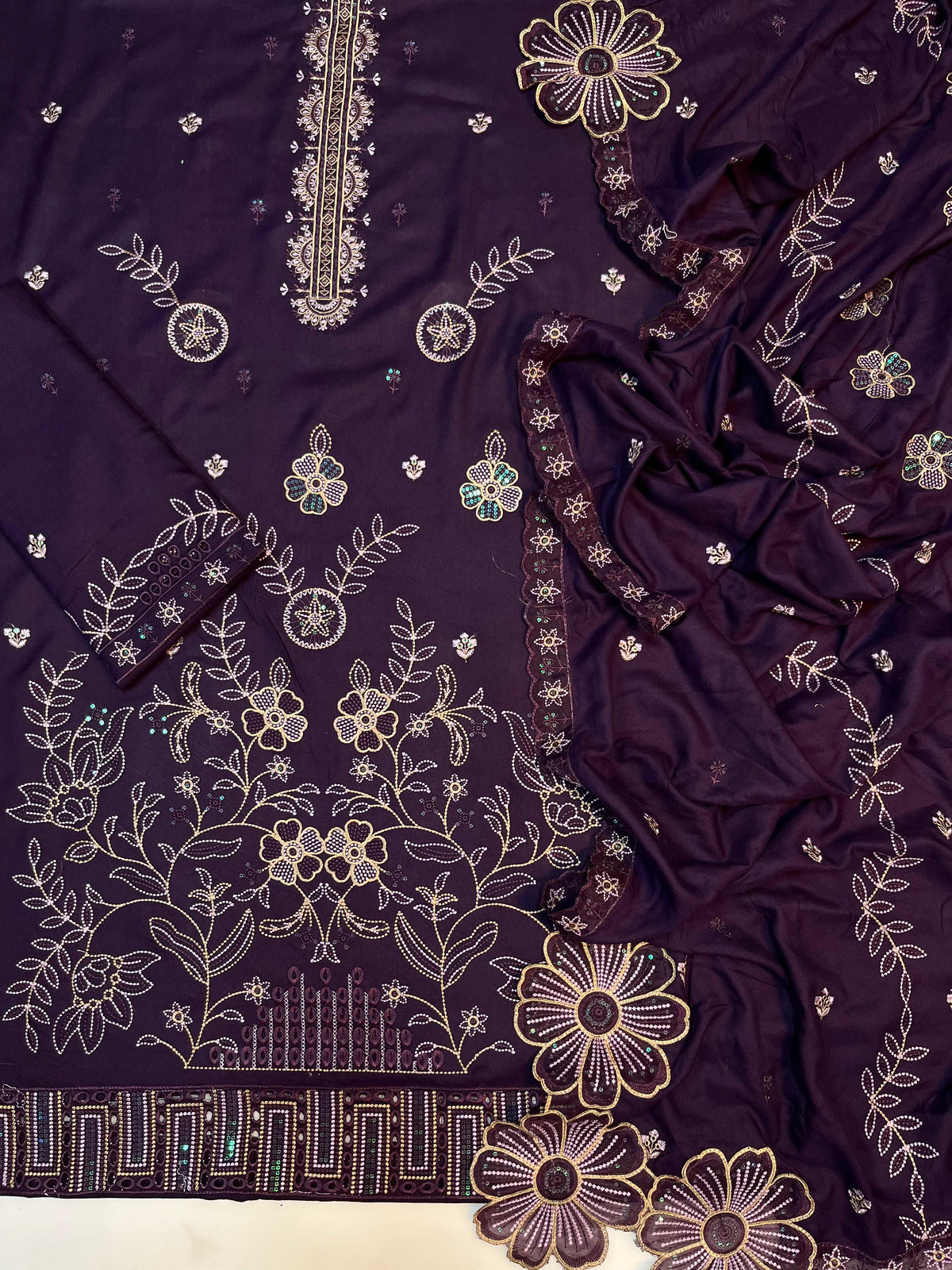 Motifz 219 Heavy Embroidered Dhanak 3PC -Unstitched