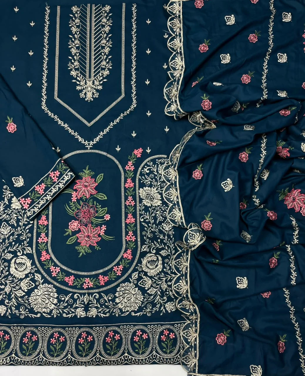 Gul Ahmed 237 Heavy Embroidered Dhanak 3PC- Unstitched