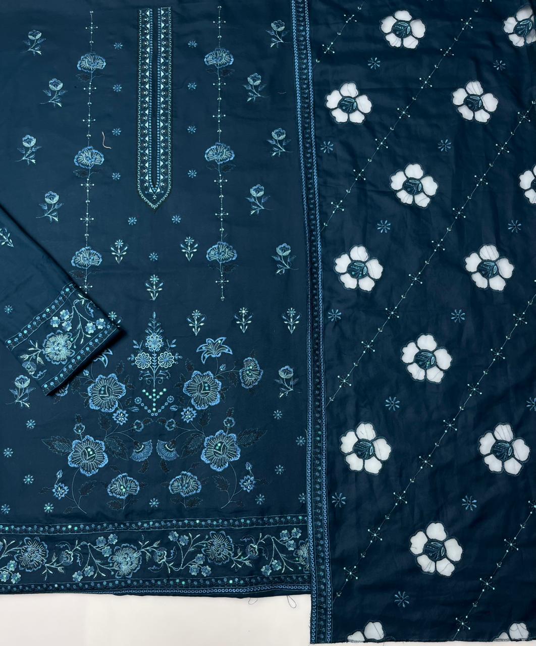 Sapphire 251 Heavy Embroidered Dhanak 3PC - Unstitched