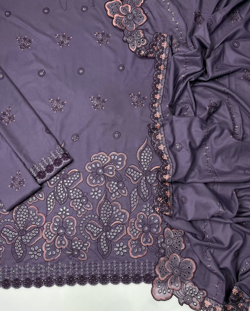 Jade 204 Heavy Embroidered Dhanak 3PC- Unstitched