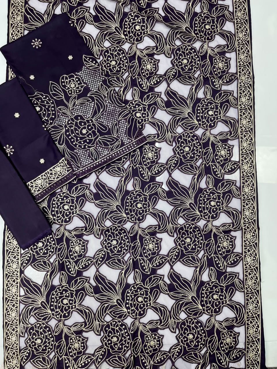 Bareeze 501 Heavy Embroidered Dhanak 3PC- Unstitched