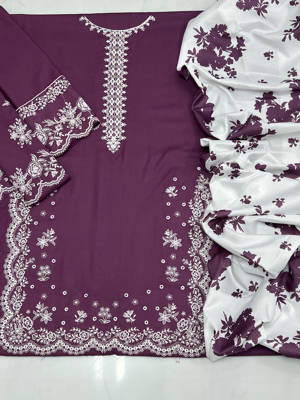 Coco by Zarashajahan 2251 Embroidered Dhanak 3PC - Unstitched