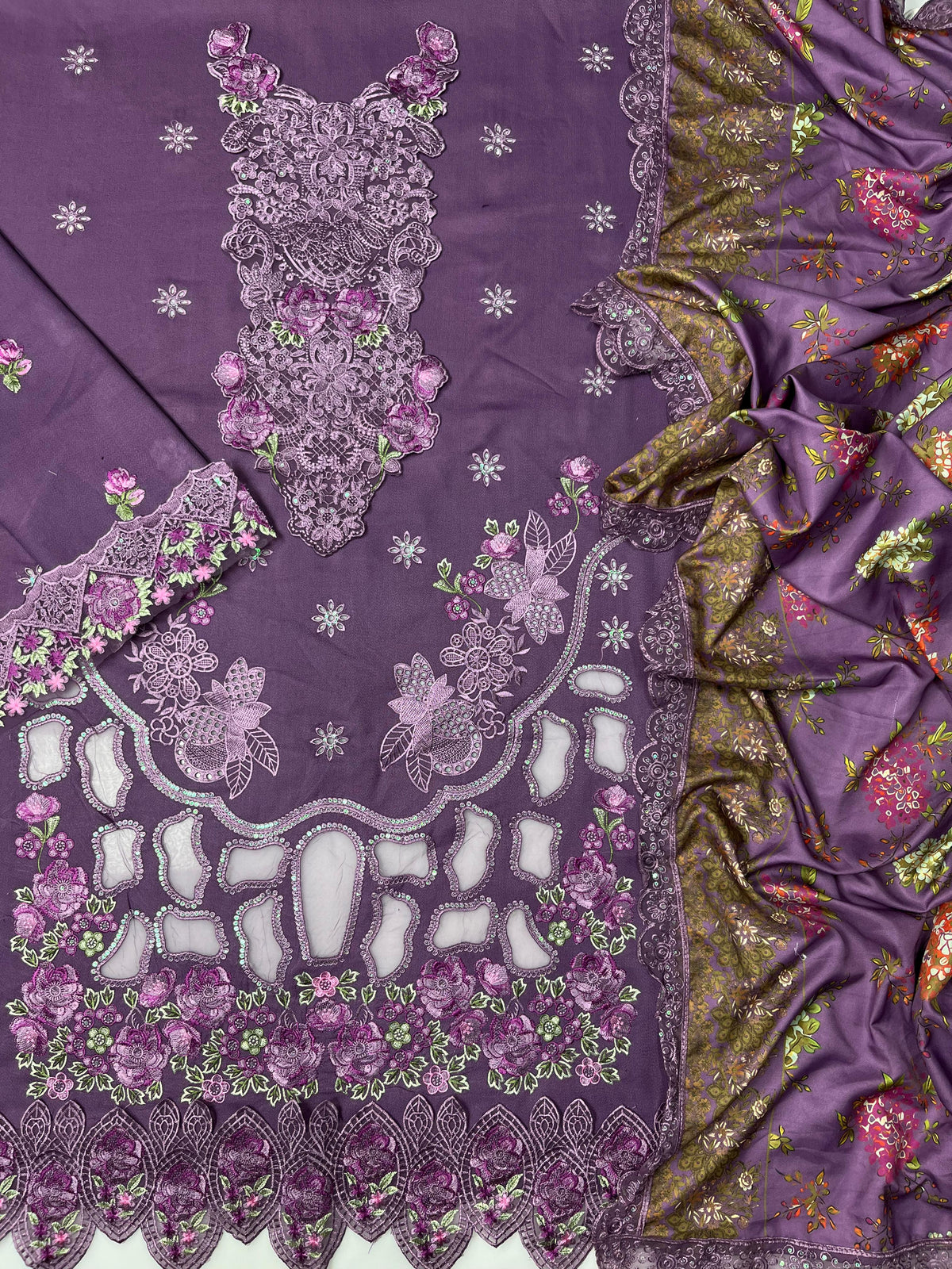 Elaf 704 Heavy Embroidered Dhanak 3PC - Unstitched