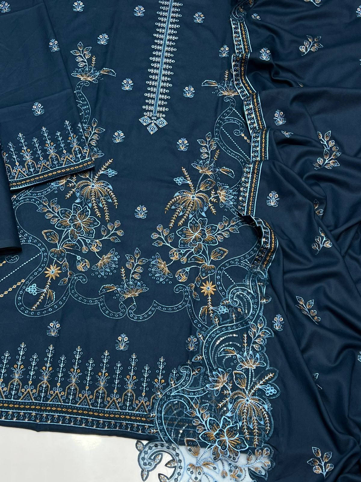 Bareeze 2158 Heavy Embroidered Dhanak 3pc - Unstitched