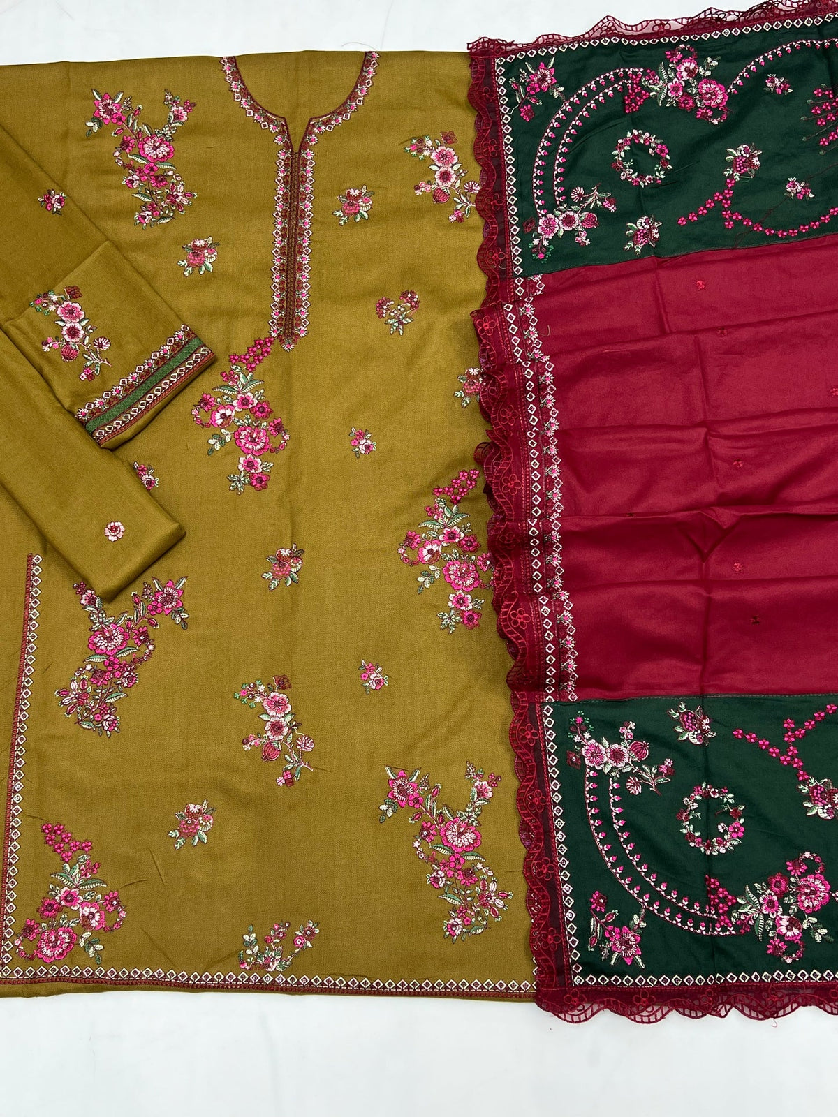 Hussain Rehar 2276 Heavy Embroidered Dhanak 3PC - Unstitched