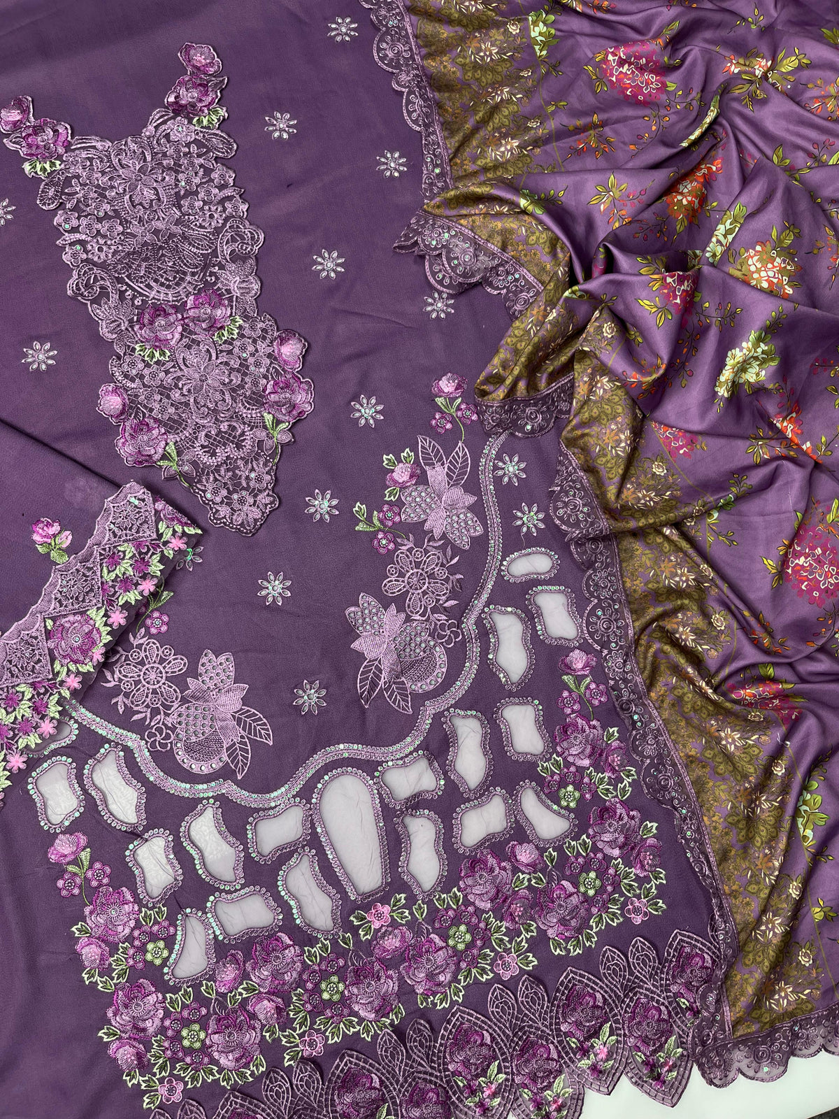 Elaf 704 Heavy Embroidered Dhanak 3PC - Unstitched